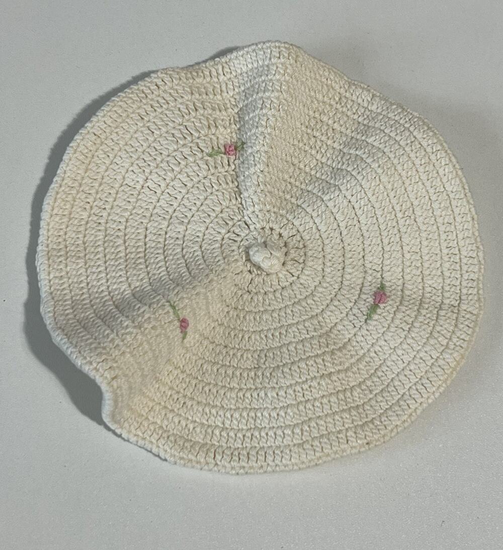 Vintage 1940s Doris Harwood Originals Hand Crochet Beret Tam Hat Rosebud Baby